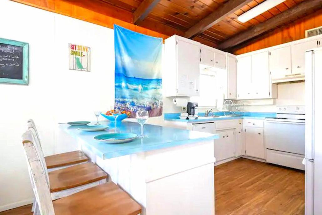 Oceano: Short Walk To Beach, 4 Bedroom 2 Bath, Private House! Across Street From Park & Pond Buitenkant foto