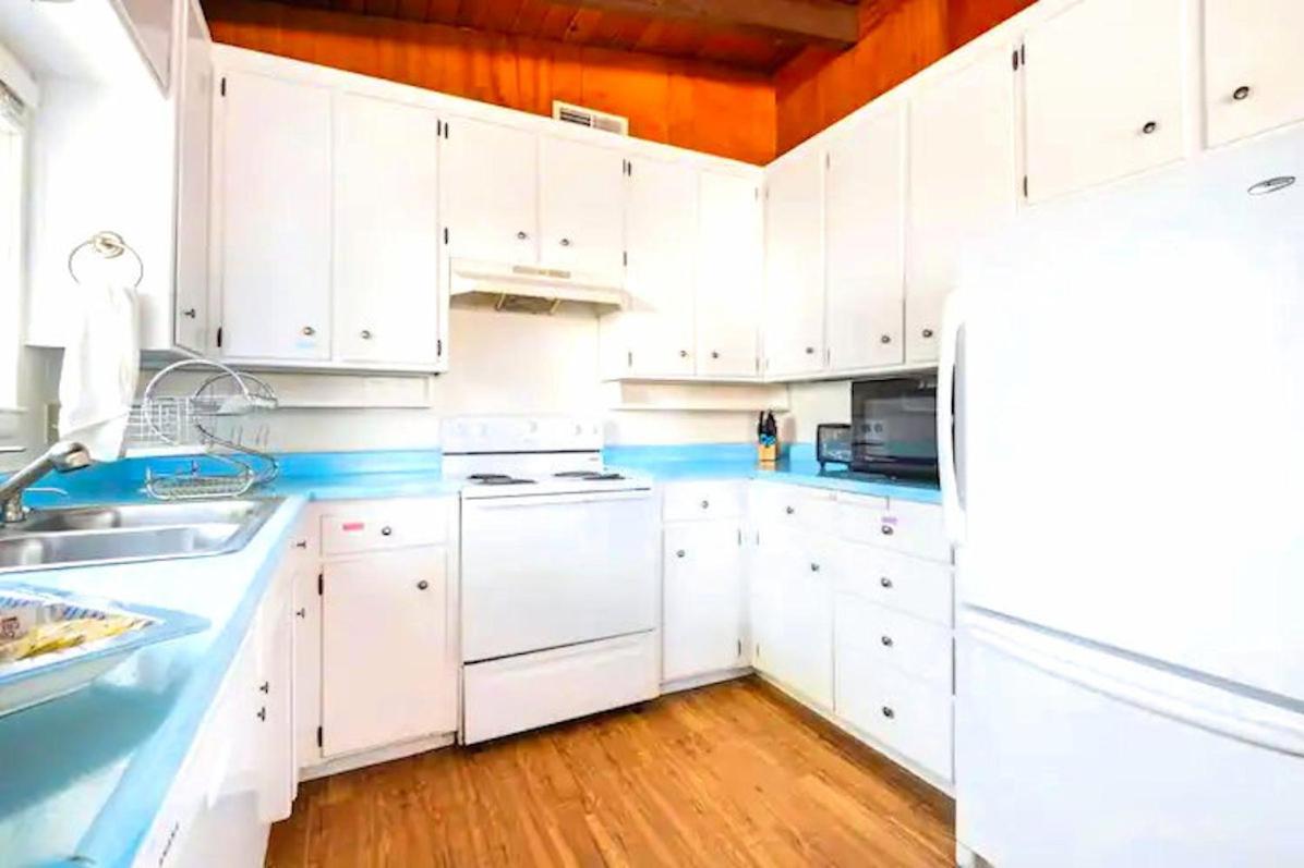 Oceano: Short Walk To Beach, 4 Bedroom 2 Bath, Private House! Across Street From Park & Pond Buitenkant foto