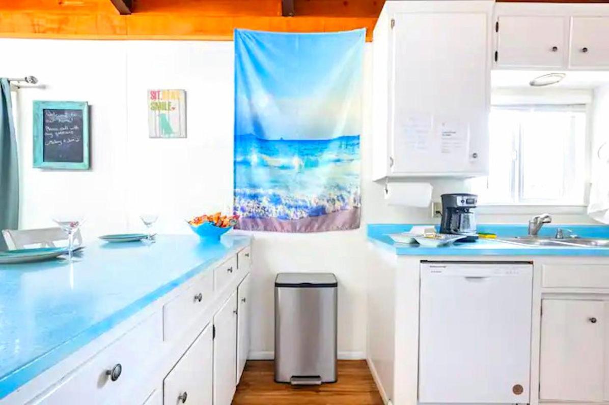 Oceano: Short Walk To Beach, 4 Bedroom 2 Bath, Private House! Across Street From Park & Pond Buitenkant foto